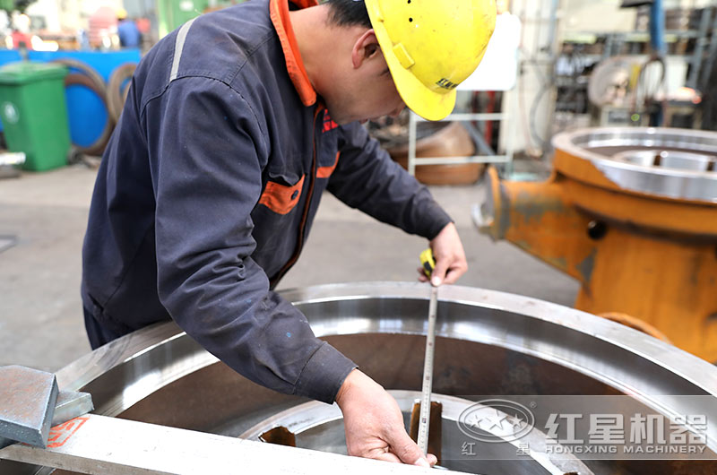 一絲不茍，精益求精