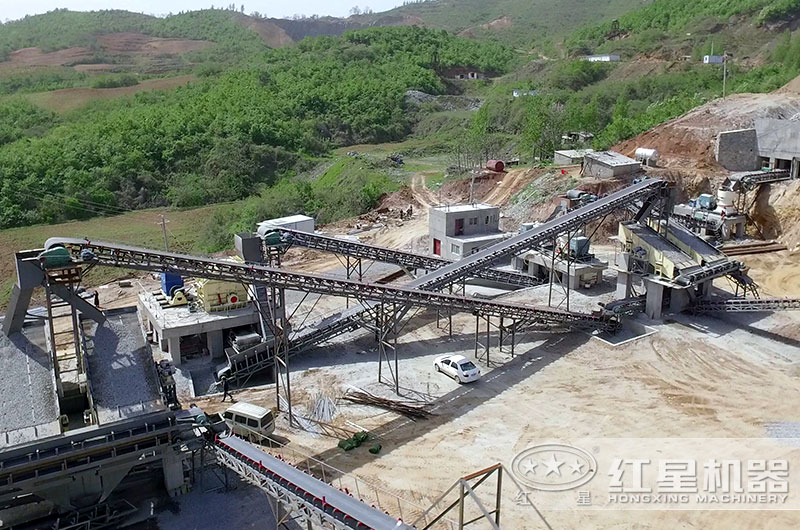 南陽生產現場，根據產量搭配生產線設備